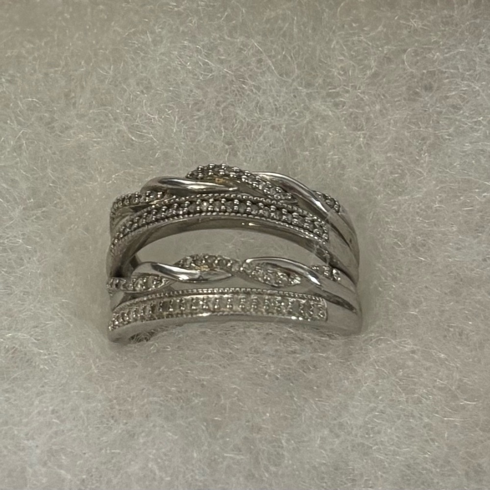 Elegant Silver Women's Rings.  Set of 2, size 7
